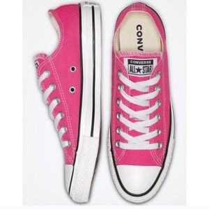 💕 Converse Chuck Taylor’s